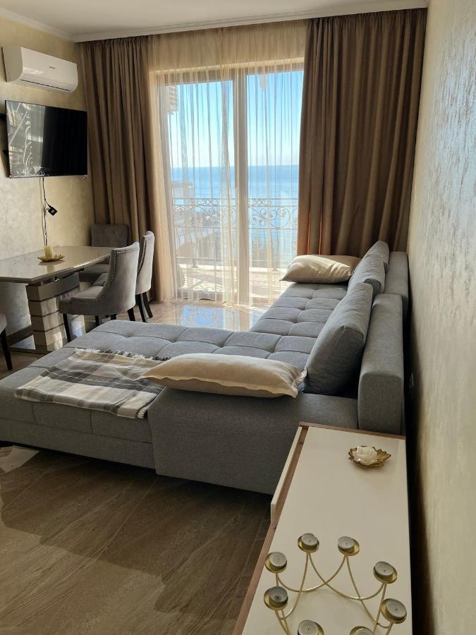 Luxury Penthouse Apartments At Valencia Gardens Burgasz Kültér fotó