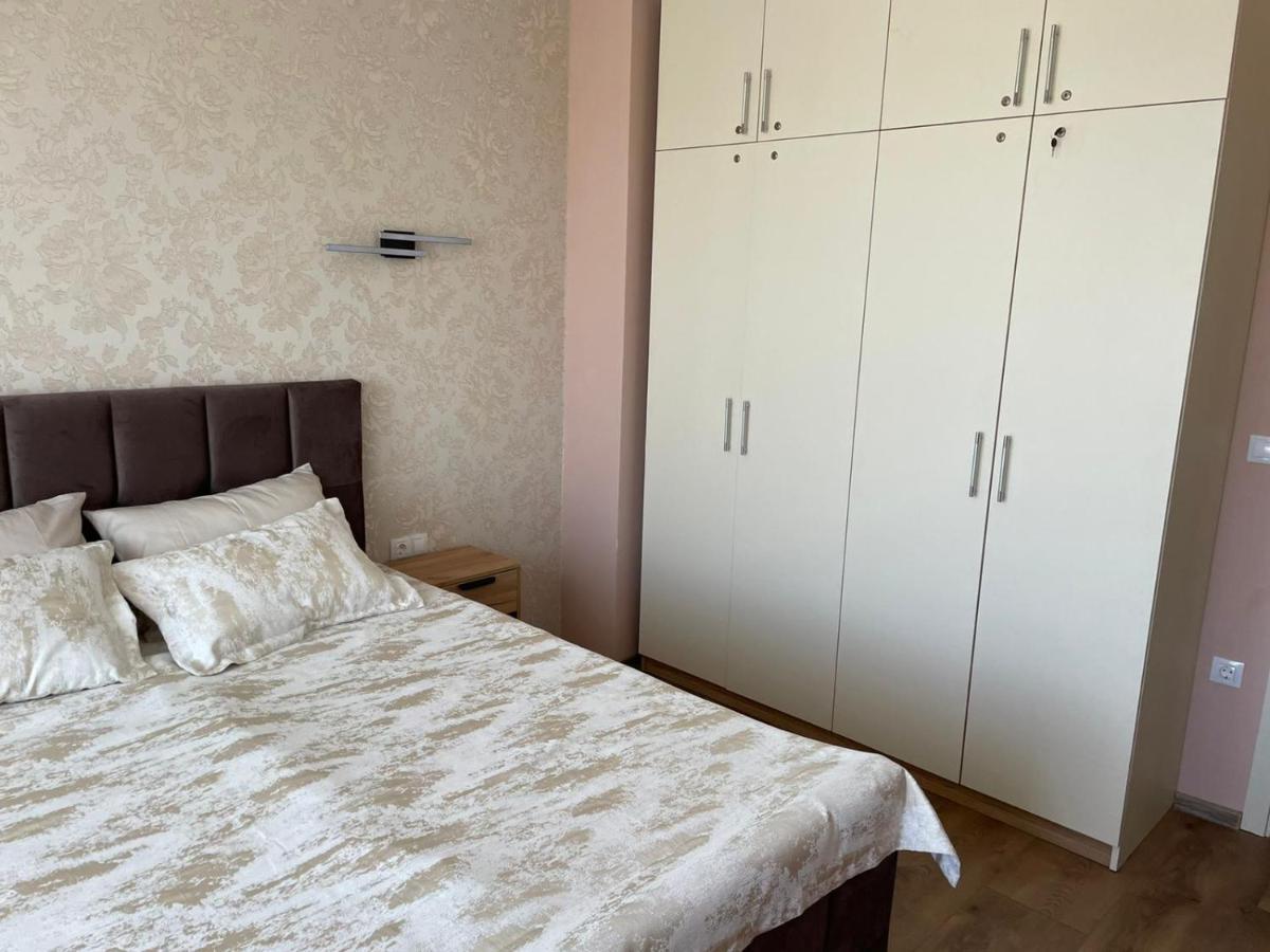 Luxury Penthouse Apartments At Valencia Gardens Burgasz Kültér fotó
